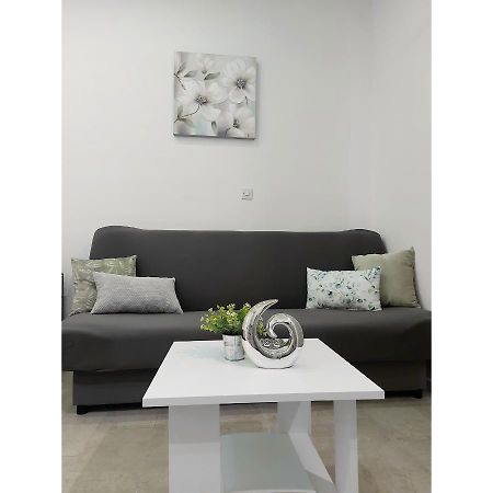 Studio Apartment Lee Split Exterior foto